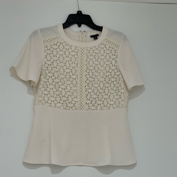 Ann Taylor| Petite |Cream with flare short sleeve. Peplum cut. Zipper back. - Picture 2 of 5